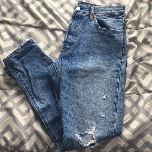 Levi's Denim - High-Waisted Ripped Levi’s Jeans